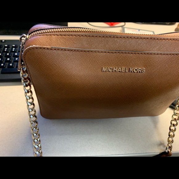 Brown Michael Kors crossbody purse - Picture 2 of 4